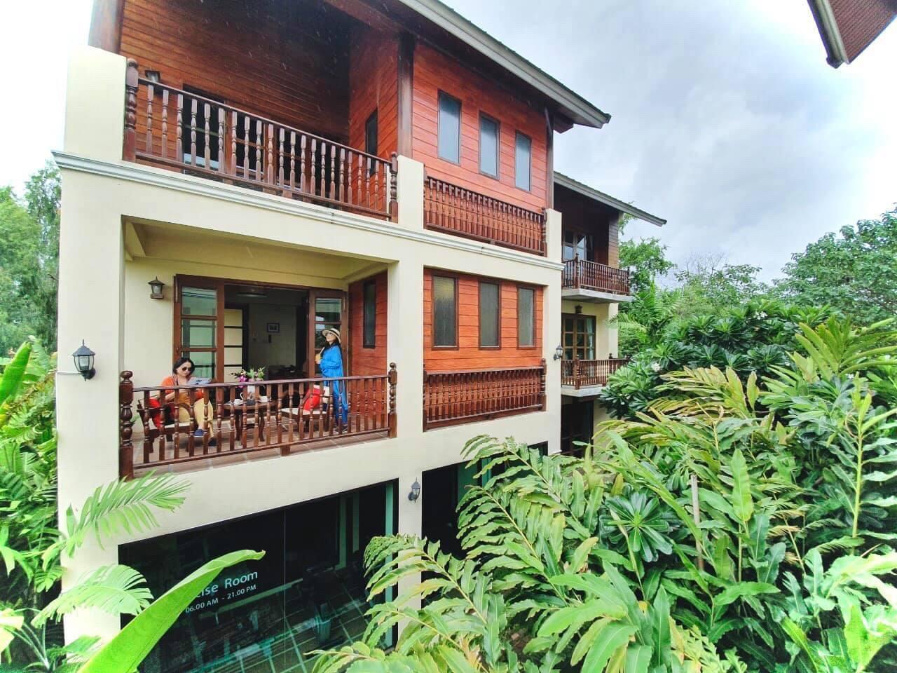 Shewe Wana Suite Resort Chiang Mai Exterior foto